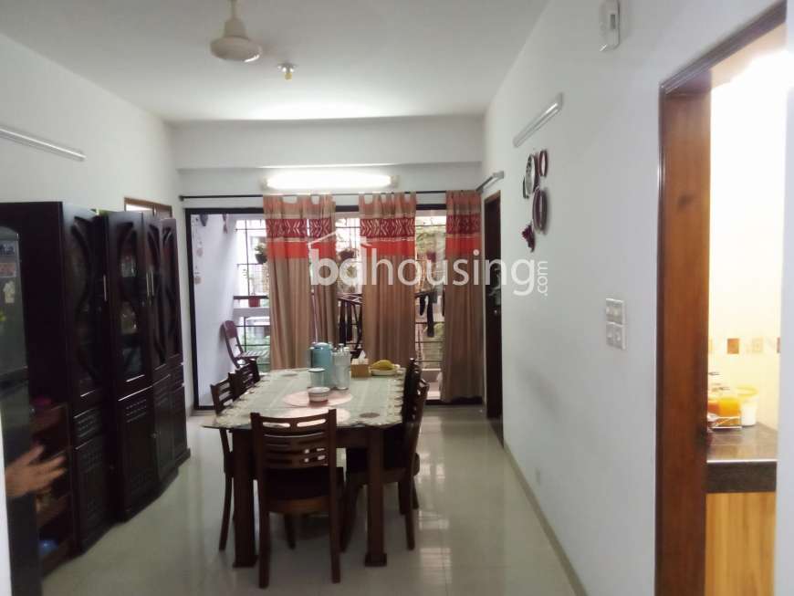 1490 sft. Used Apartment for Sale at Baridhara DOHS, Apartment/Flats at Baridhara