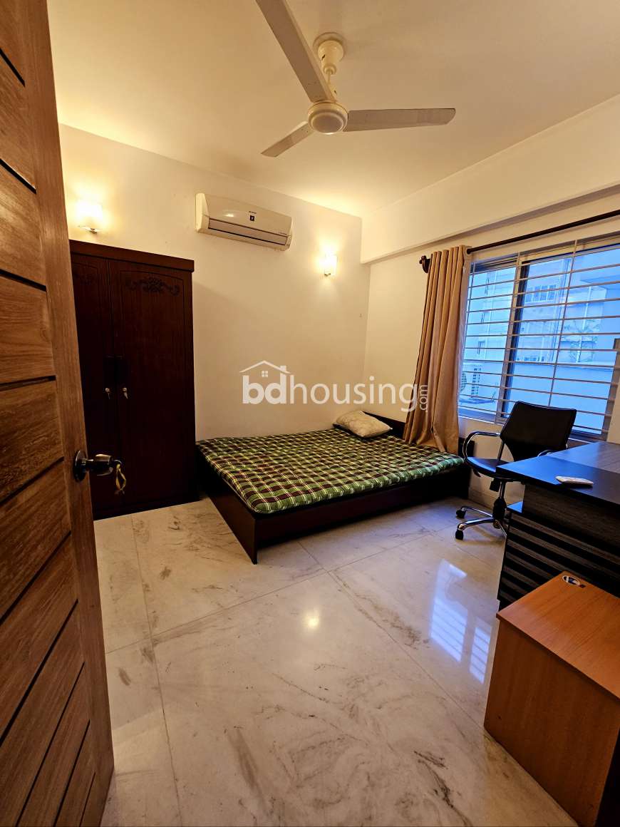 S.R, Apartment/Flats at Banani