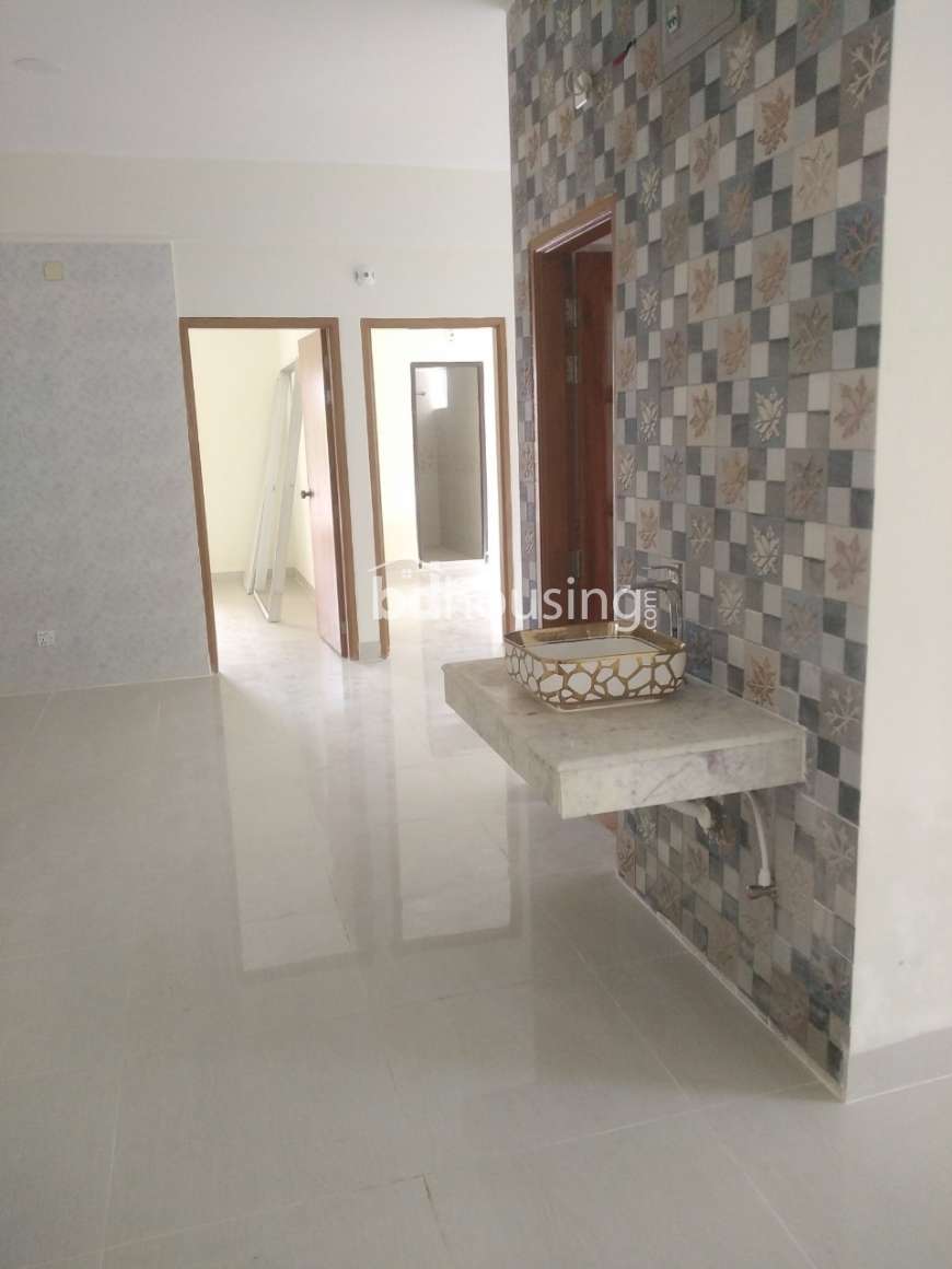 1250 Sft, South Facing, 3 Bed Fully Furnished Ready Flat Sale at Banasree, Apartment/Flats at Banasree
