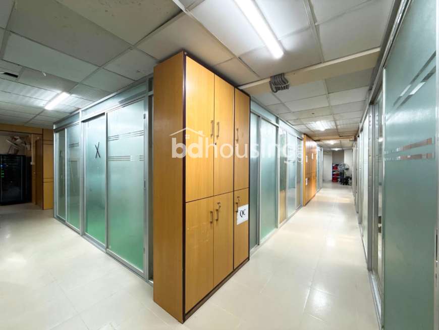 Suvastu Chirontoni, Office Space at Farmgate