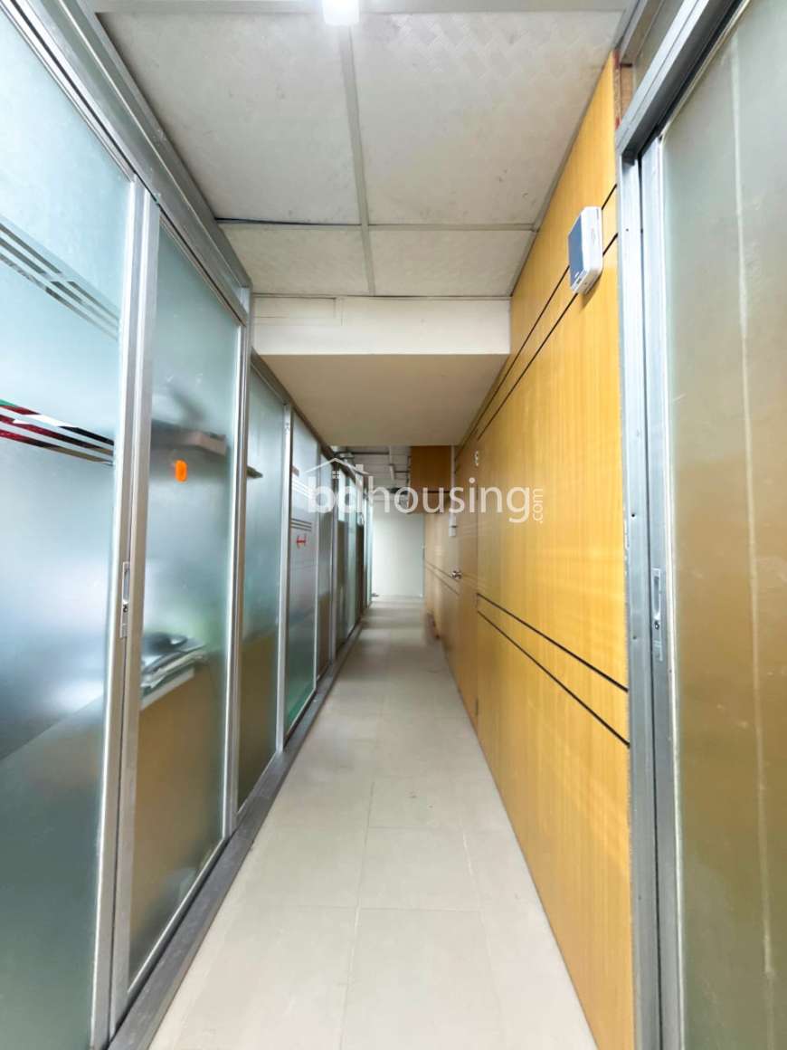 Suvastu Chirontoni, Office Space at Farmgate