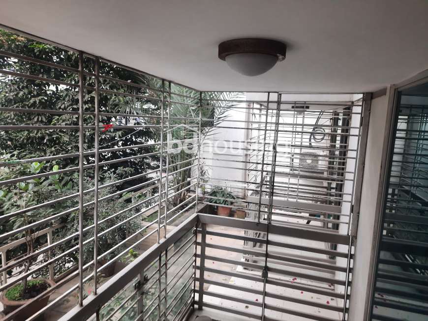 Sakai Estate, Apartment/Flats at Bashundhara R/A