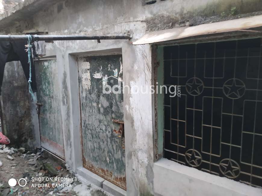 Rehana, Independent House at Jatrabari