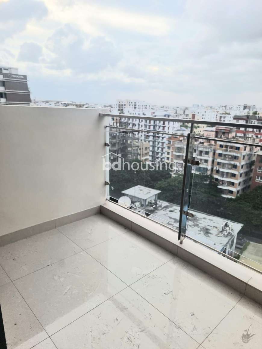 Rupayan Lake Castle, Apartment/Flats at Bashundhara R/A