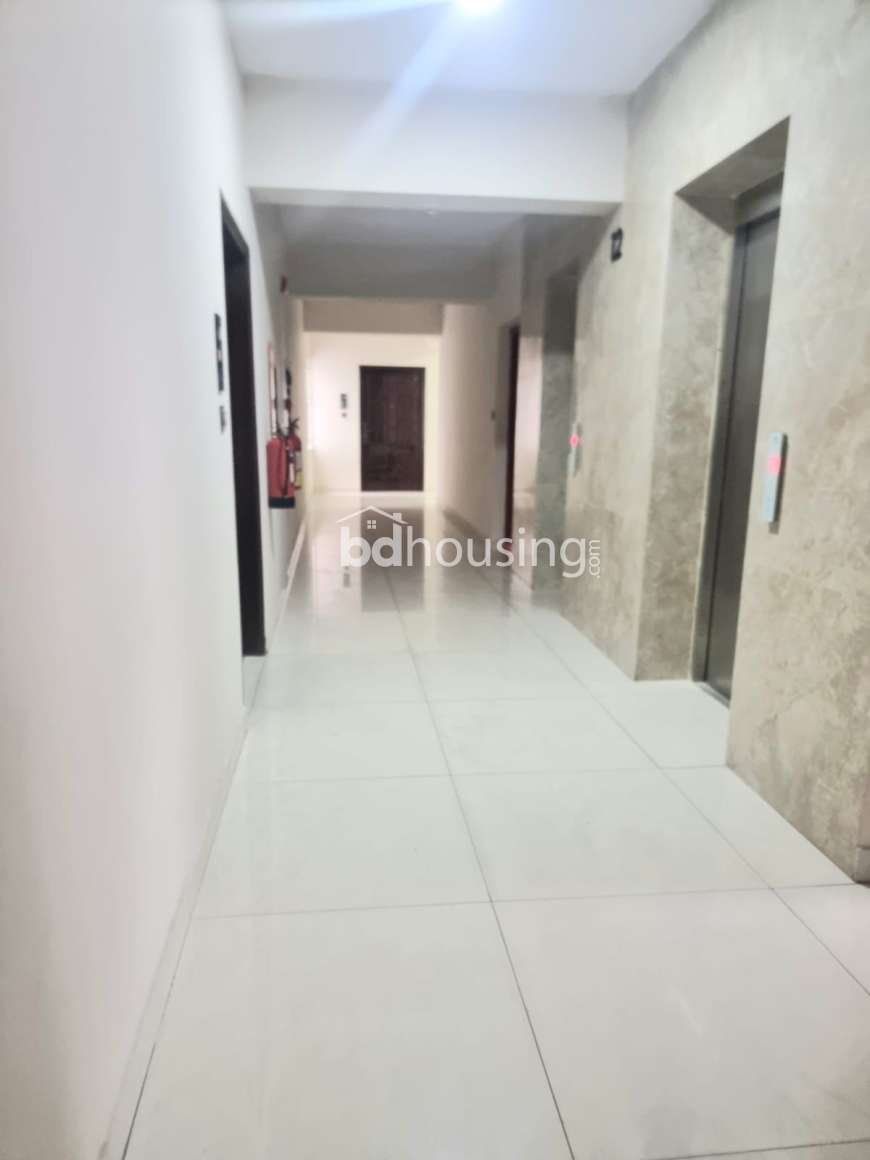 Rupayan Lake Castle, Apartment/Flats at Bashundhara R/A