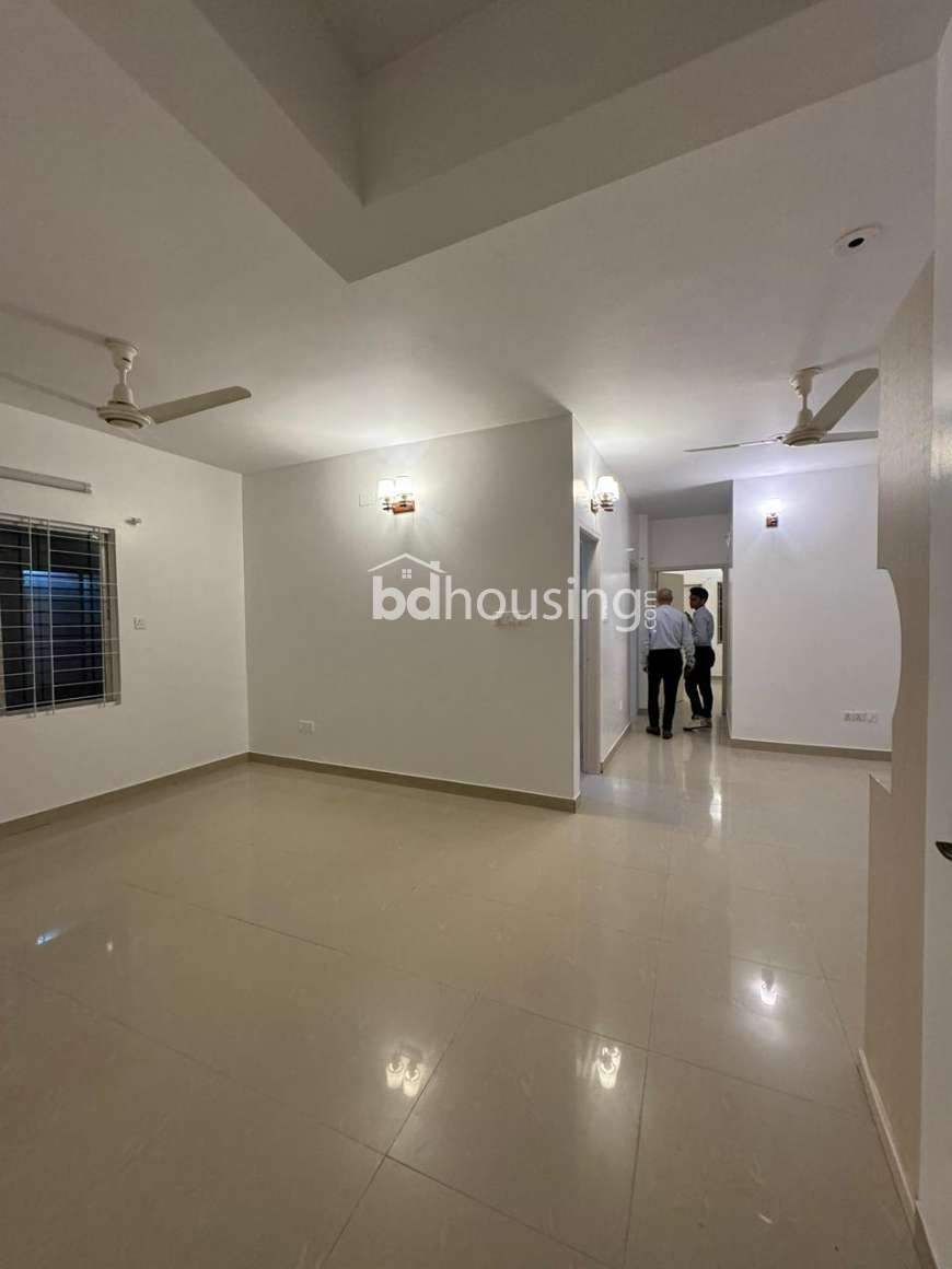 1200 Sqft Exclusive Park-Facing Apartment for Sale - Dhaka Cantonment (Garrison Area), Apartment/Flats at Cantonment