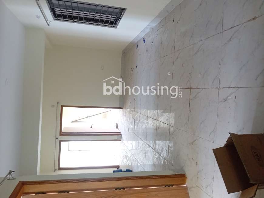 Apon vhubon, Apartment/Flats at Basila