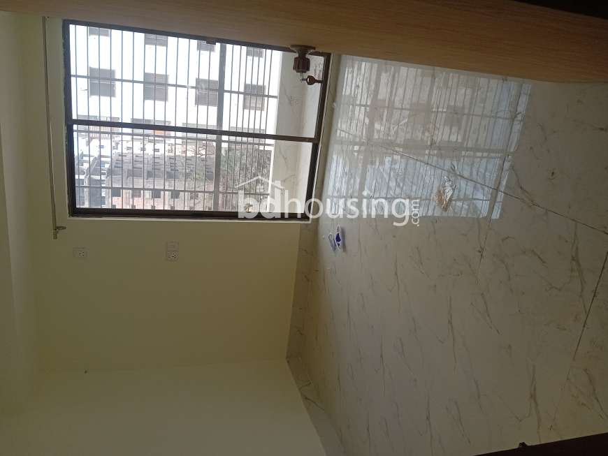 Apon vhubon, Apartment/Flats at Basila