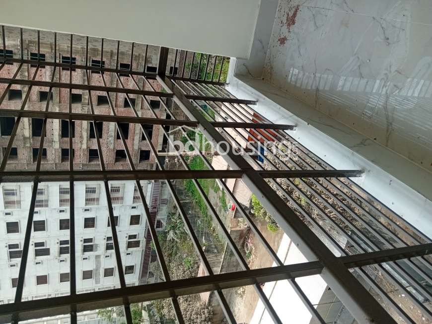 Apon vhubon, Apartment/Flats at Basila