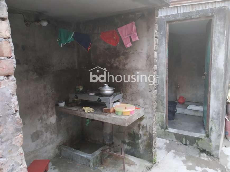 NA, Independent House at Jatrabari