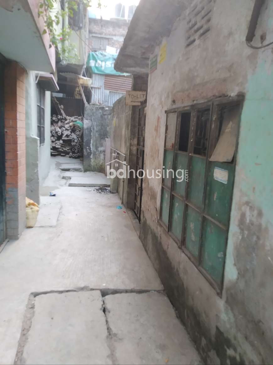 NA, Independent House at Jatrabari