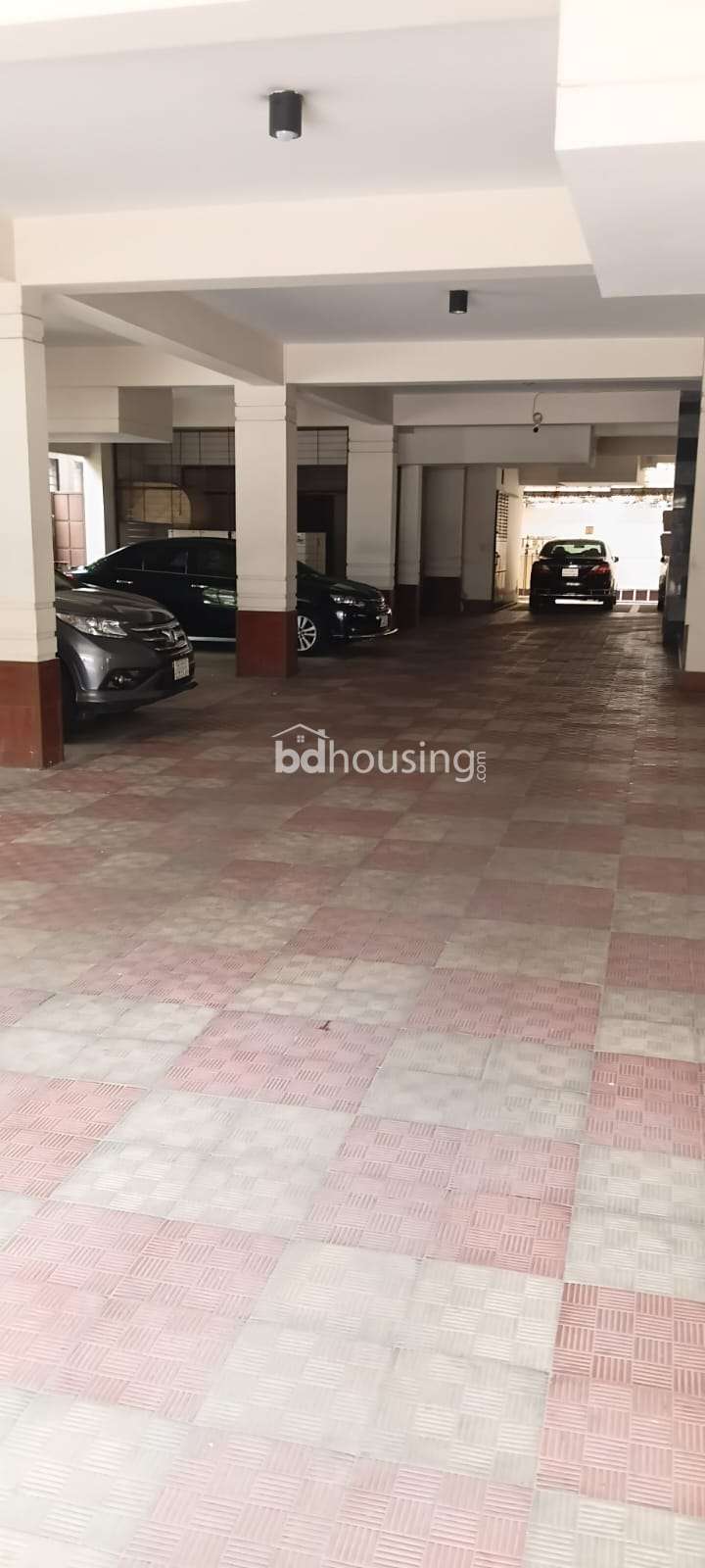 KK, Apartment/Flats at Banani