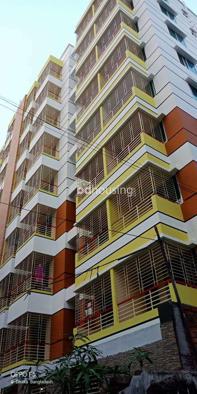 Basic Mohiuddin Garden, Apartment/Flats at Eskaton