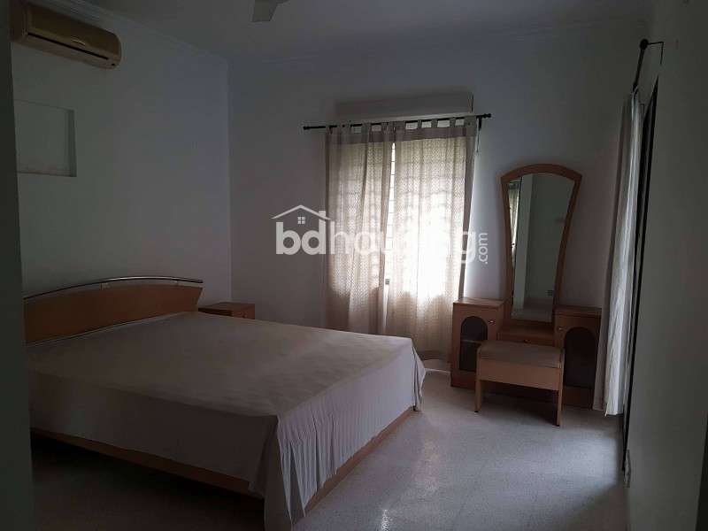 1 bedroom sublet, Apartment/Flats at Uttara