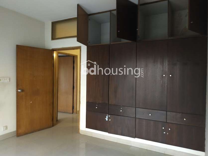 2200sft Beautiful Apartment For Rent Banani, Apartment/Flats at Banani