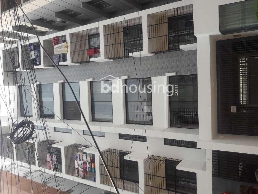 Jams Bassera, Apartment/Flats at Bashundhara R/A