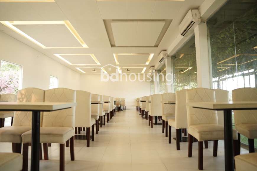 Wonderland Amusement Park Restaurant, Showroom/Shop/Restaurant at Madani Avenue