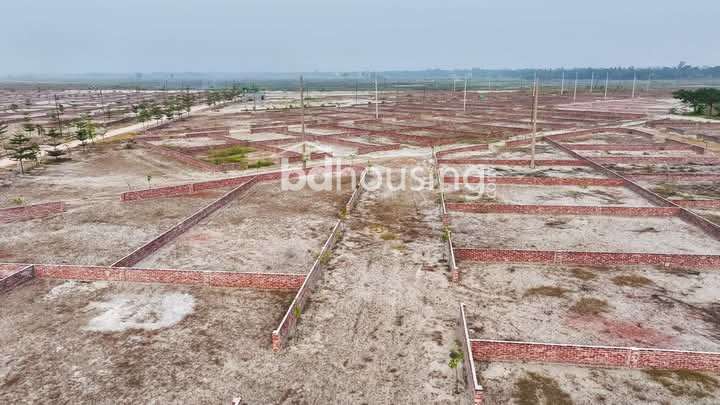 Purbachal Probashi Palli Project. , Residential Plot at Banani