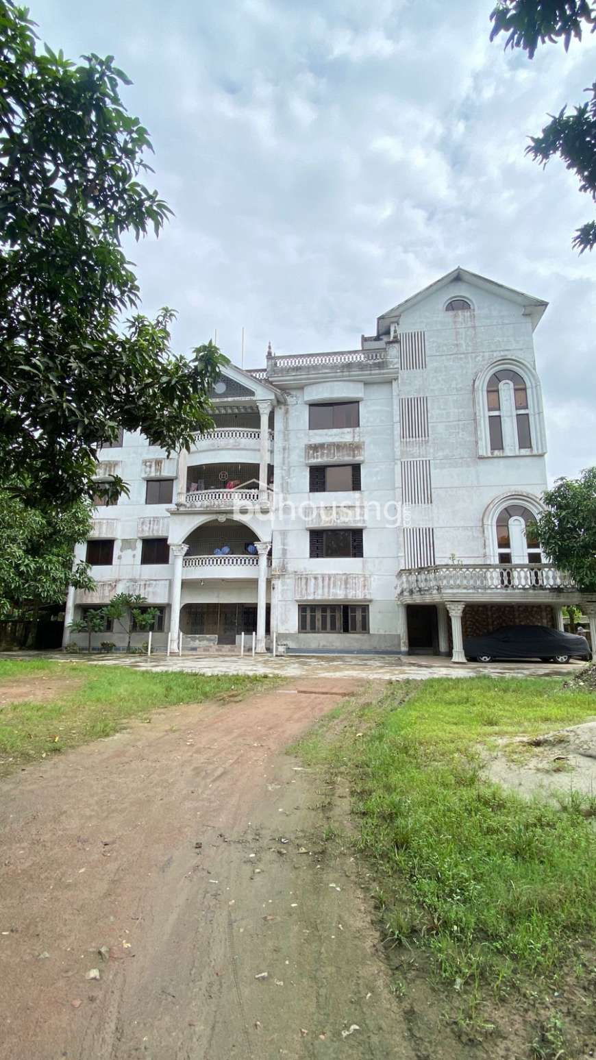 Orchid, Office Space at Sutra pur