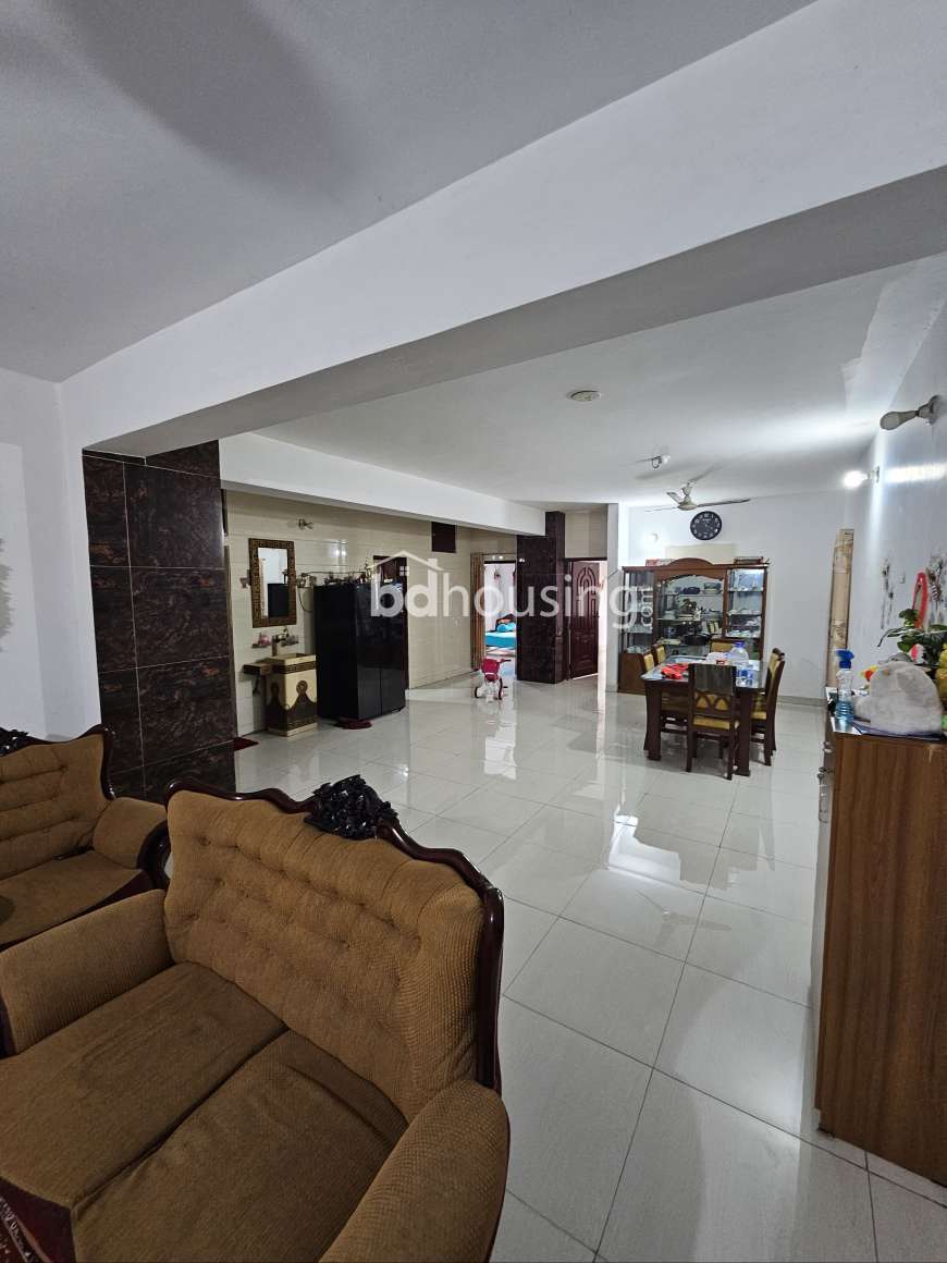 Madina tower, Apartment/Flats at Ashkona