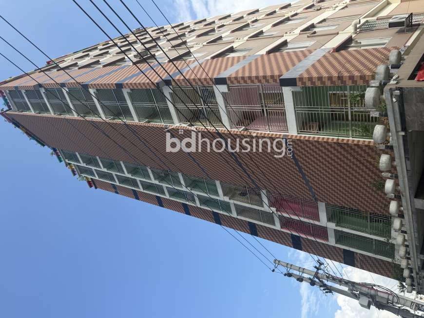 ZAMAN’S LUXURY HOME , Apartment/Flats at Banasree