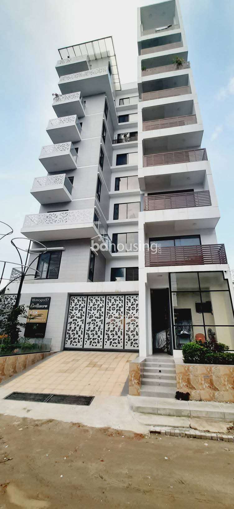 HC, Apartment/Flats at Bashundhara R/A