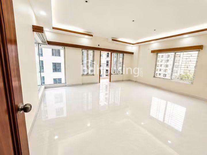 Dproperty, Apartment/Flats at Bashundhara R/A