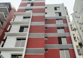 2200 sqft, 4 Beds Used Apartment/Flats for Sale at Bashundhara R/A Apartment/Flats at 