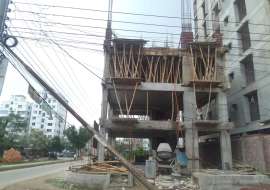 1620 Sft Corner Plot Flat for Sale at Aftab Nagar Apartment/Flats at 
