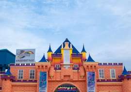 Wonderland Amusement Park Restaurant Showroom/Shop/Restaurant at Madani Avenue, Dhaka