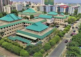 1700 sqft, 4 Beds Ready Apartment/Flats for Sale at Bashundhara R/A Apartment/Flats at 