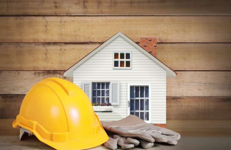 Hiring A General Contractor to Buy Property in Dhaka: When You Should and When You Shouldn't
