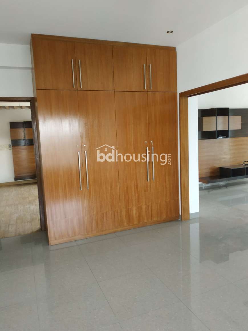 Ready Flat For Sale, Apartment/Flats at Bashundhara R/A