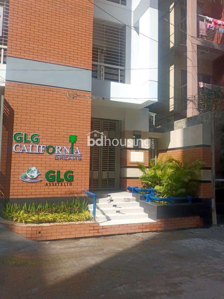 GLG California Dreams, Apartment/Flats at Adabor