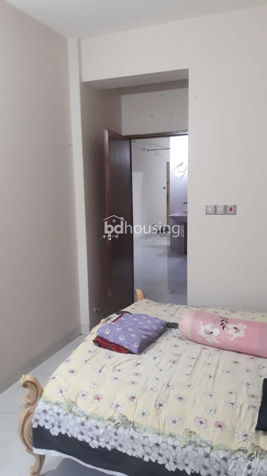 Ready 1350 sft. South Facing Flat at Block - D, Bashundhara R/A , Apartment/Flats at Bashundhara R/A