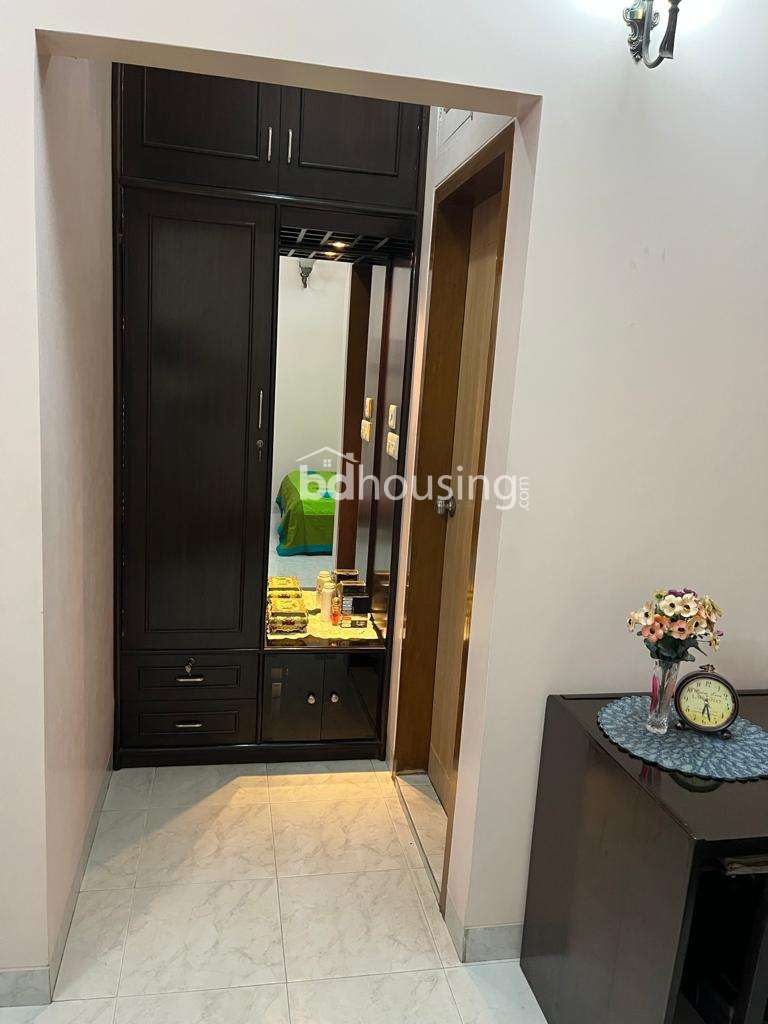 Prime location modern home dhanmondi, Apartment/Flats at Dhanmondi