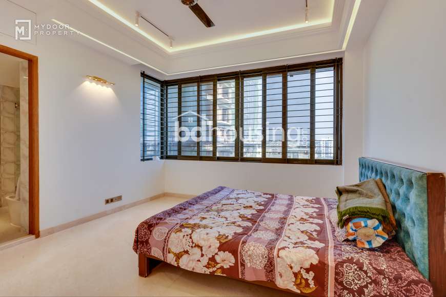 Semi-Furnished, Apartment/Flats at Gulshan 01