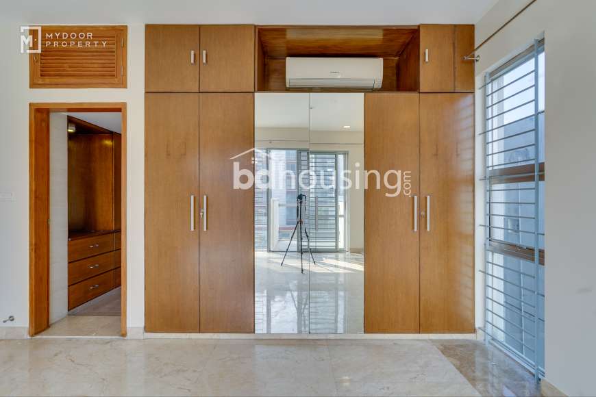 Semi-Furnished RA-1035, Apartment/Flats at Baridhara