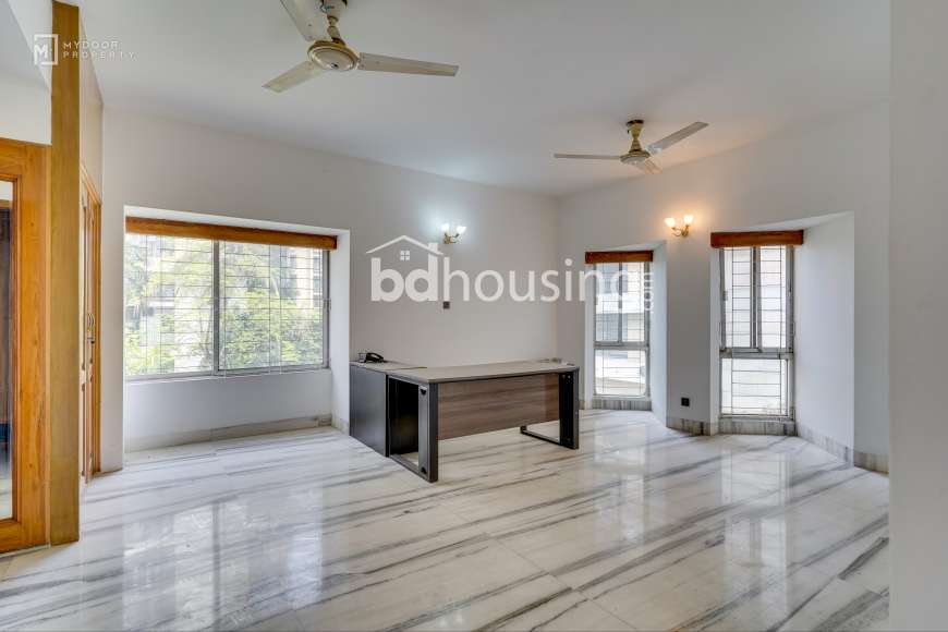 Semi-Furnished (AM 1066), Apartment/Flats at Gulshan 02