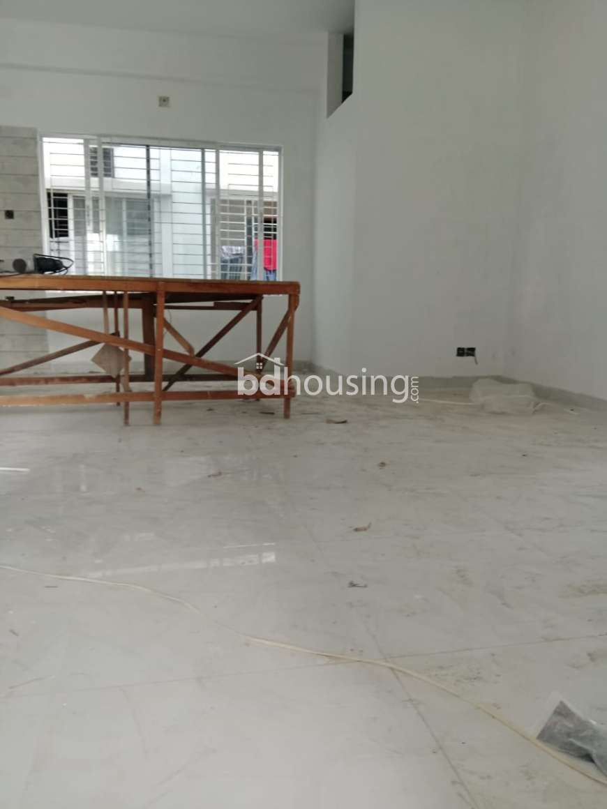 1755 Sft south facing New, Apartment/Flats at Uttara