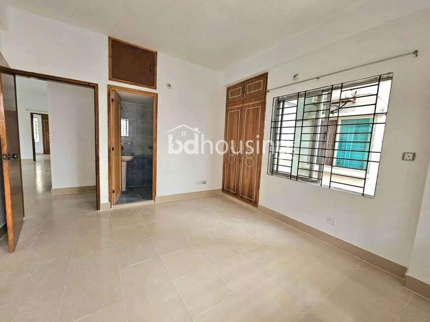 1505 Sft , Apartment/Flats at Uttara