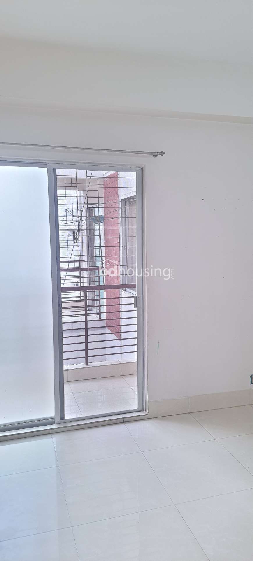 Used 1560 sft. Flat for Sale at Block - G, Bashundhara, Apartment/Flats at Bashundhara R/A