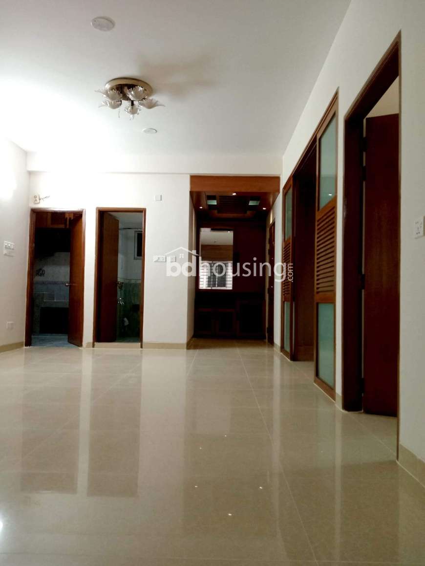 1500 sft corner Apartment , Apartment/Flats at Uttara