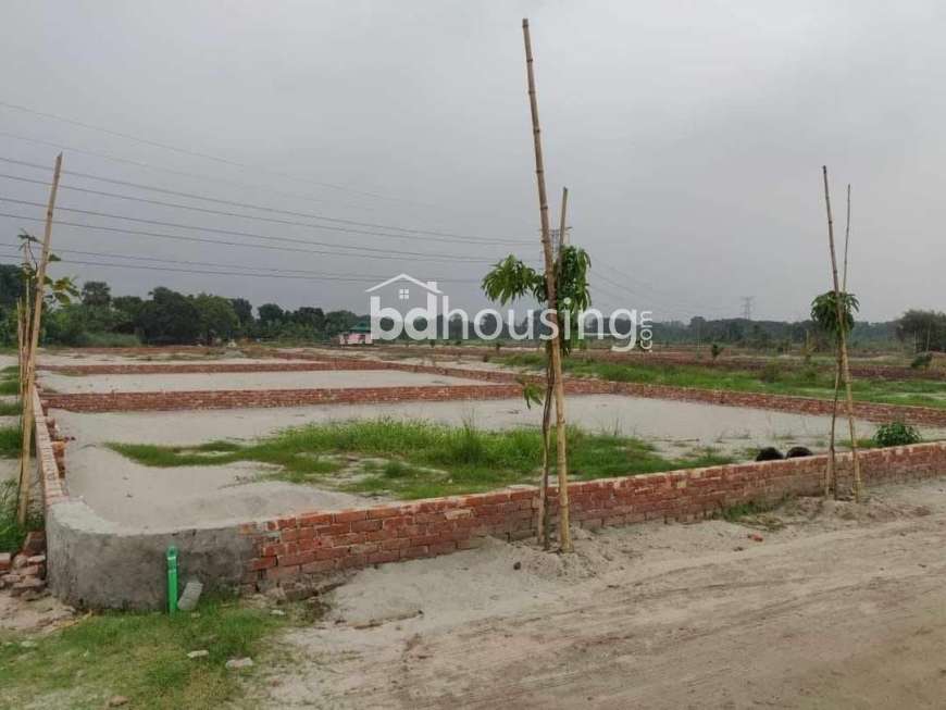 Modhucity, Residential Plot at Keraniganj