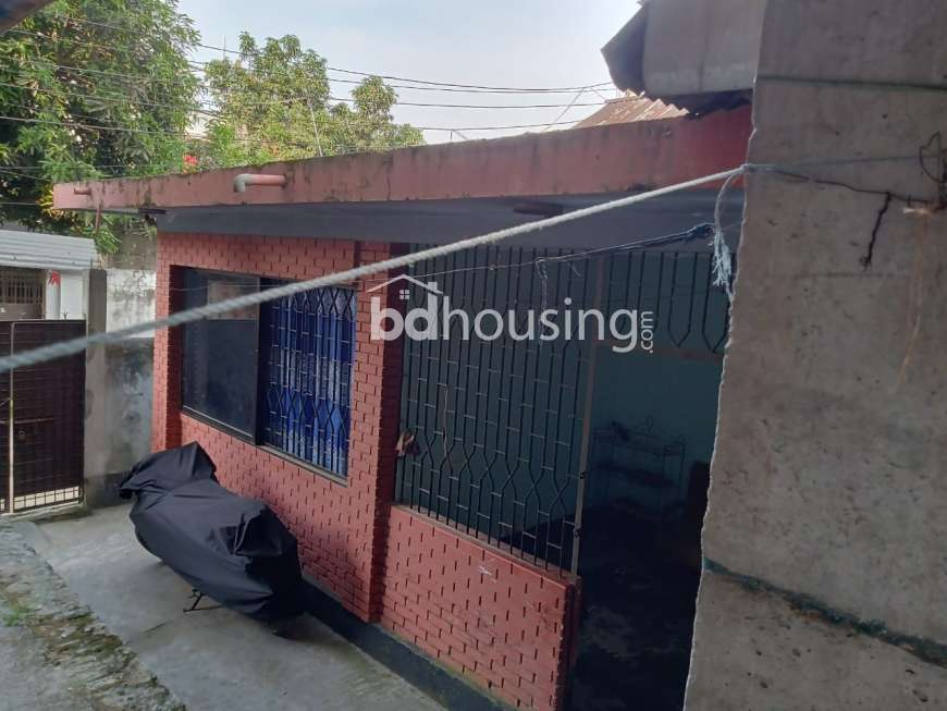 Land with a tin shade house., Land Sharing Flat at Pouro Bazar