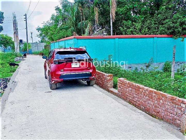 Banker Anik's House, Residential Plot at Keraniganj