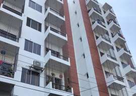 1400 sqft, 3 Beds Used Apartment/Flats for Sale at Bashundhara R/A Apartment/Flats at 